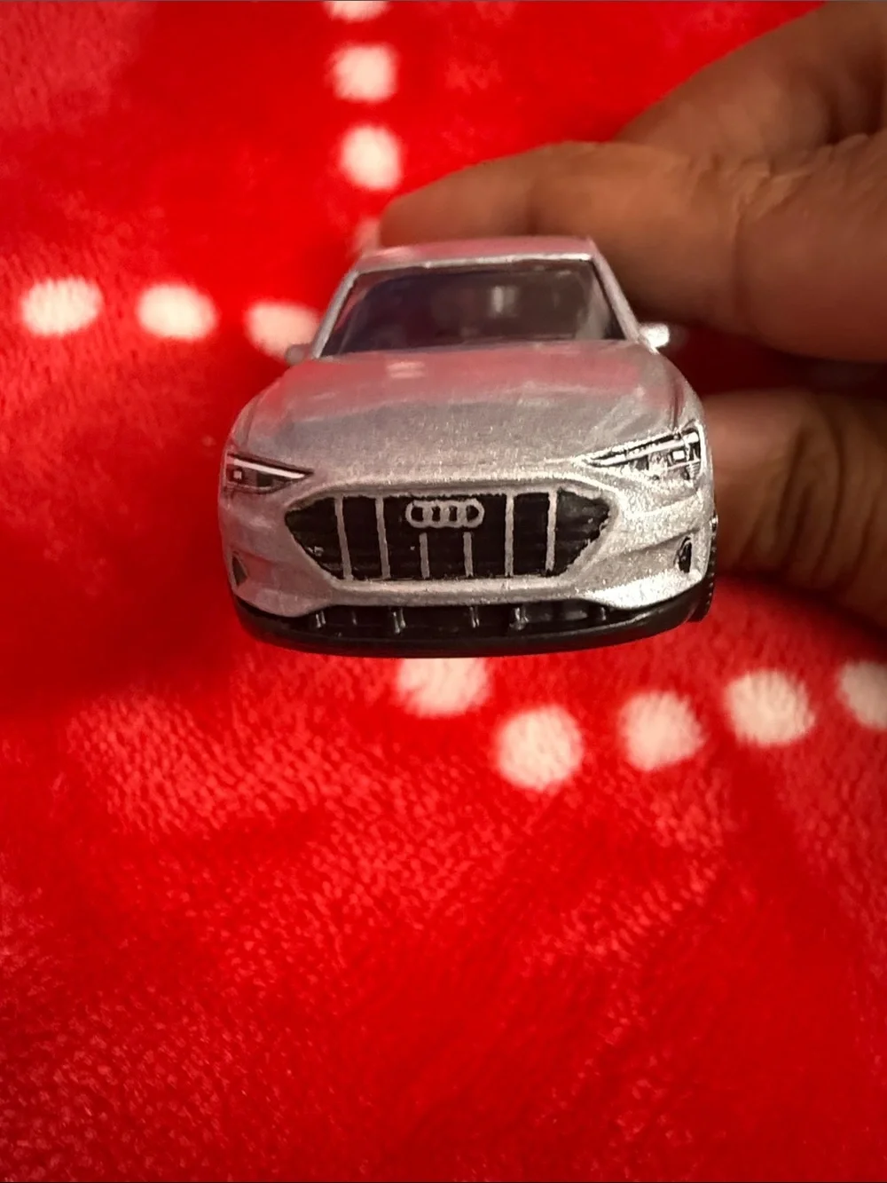 Matchbox Audi E-Tron (2022) Mattel Silver Toy